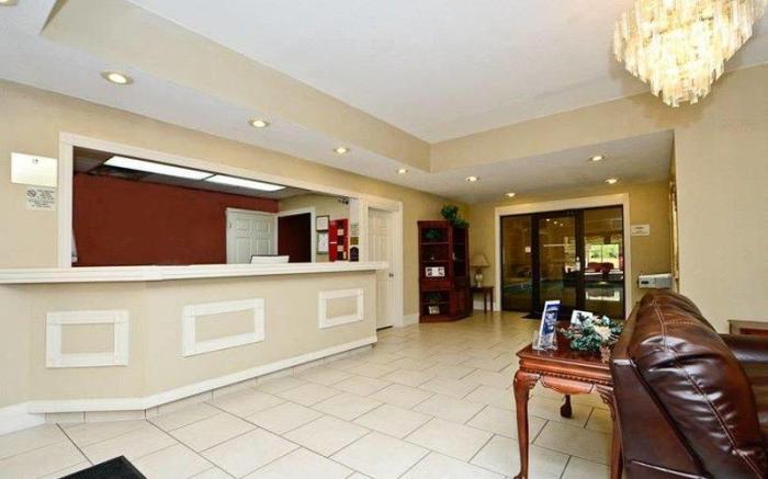 Manchester Heritage Inn & Suites
