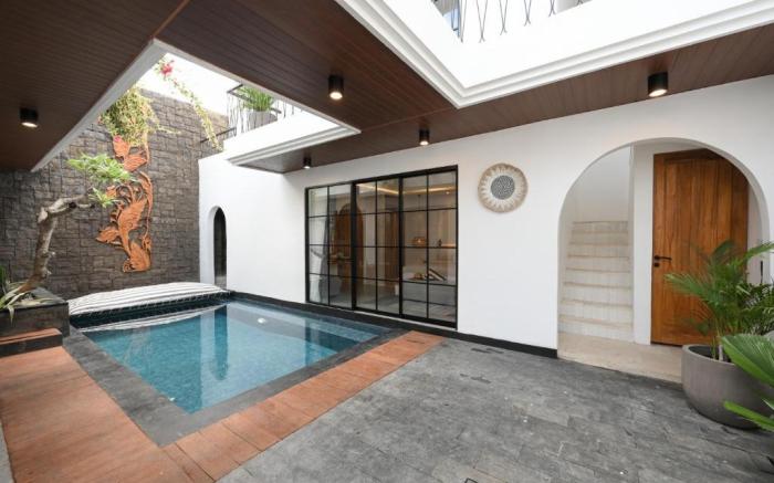 2 BR Villas near Berawa Beach