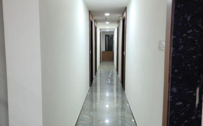 Hotel Madhur