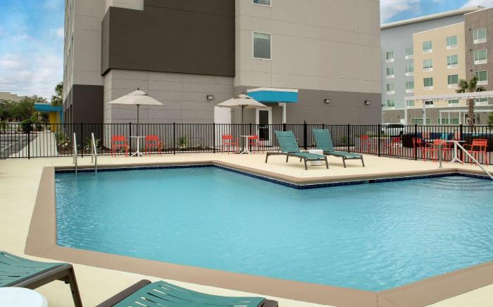 Tru by Hilton Jacksonville Airport I-95