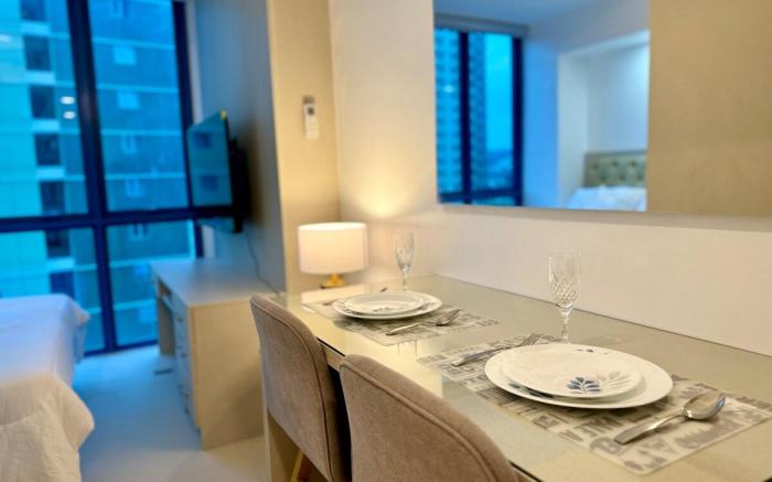 Luxe Studio at 38 Park Avenue IT PARK