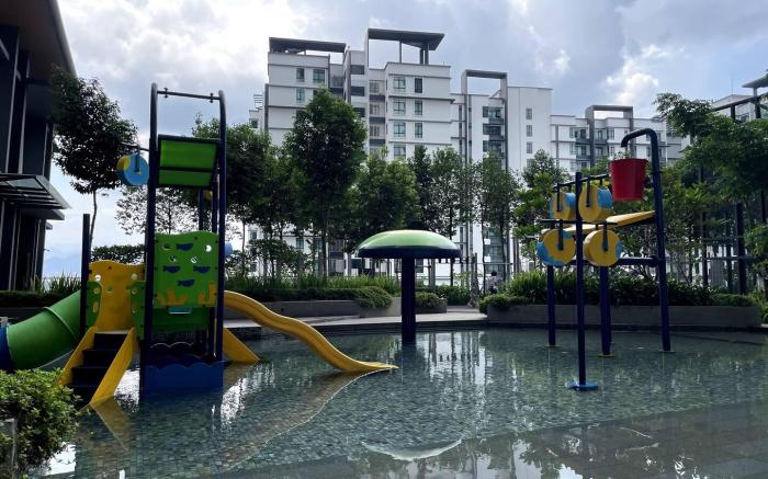 3BR Family Suite Nr Sunway Velocity & LRT Maluri
