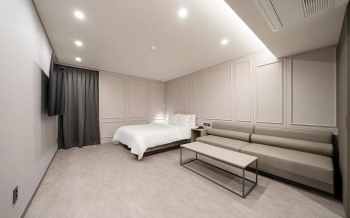 Bundang Jeongja Gray Hotel