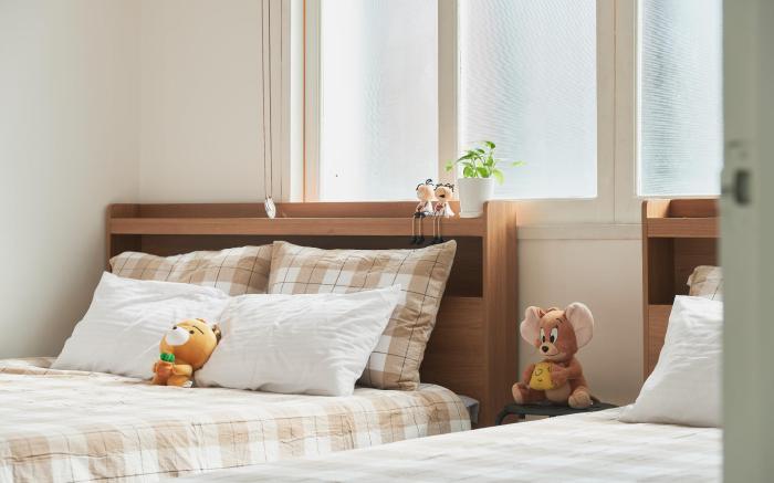 Hongdae  풀하우스 2/넓은공간2Room.홍대입구역(Exit7)도보로 2분.파티가능
