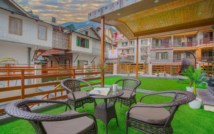 Hotel Divine Paradise Manali