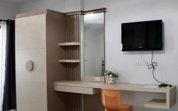 Aree Place ( Family Room )