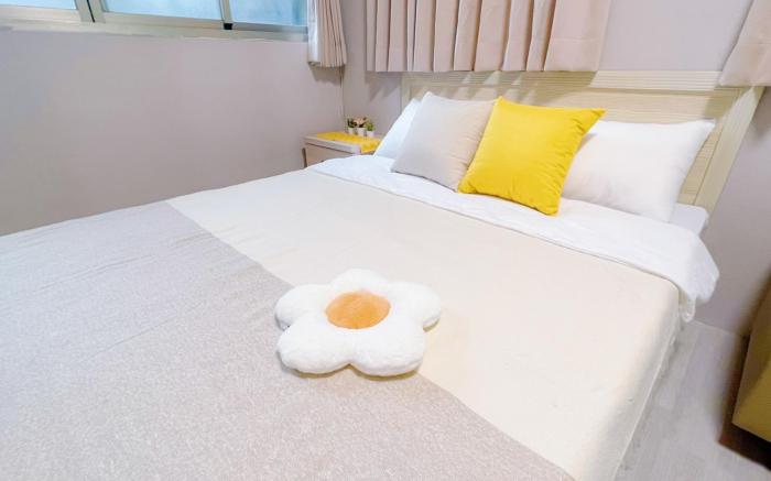 Neijiang A♡ (2nd Floor / No Elevator / Laundry Downstairs)