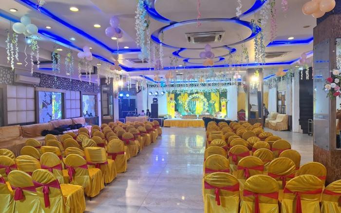 Goroomgo Shanta Inn Lucknow