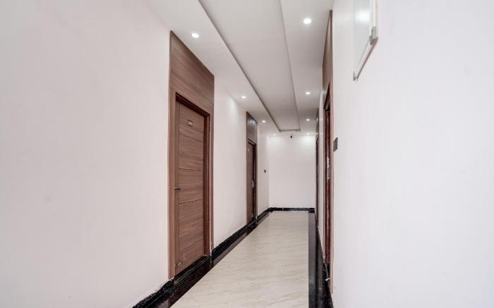 OYO 828489 The Grand Suites