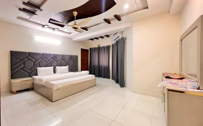 3 Bedrooms Apartment E11/2 Islamabad Family Place