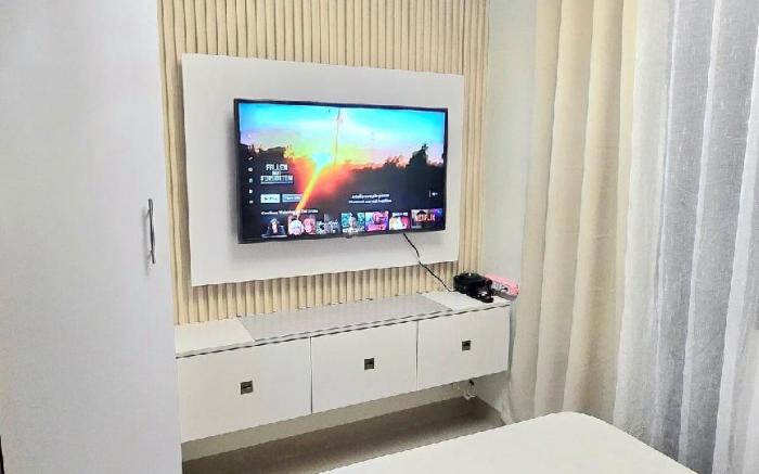 Shore 2 Tower 3 Condo near MOA by Dei Gratia