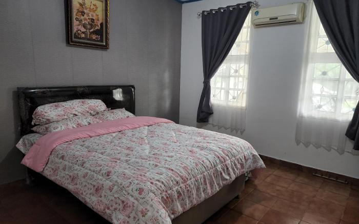 Miko house kota bunga Q8 no.17