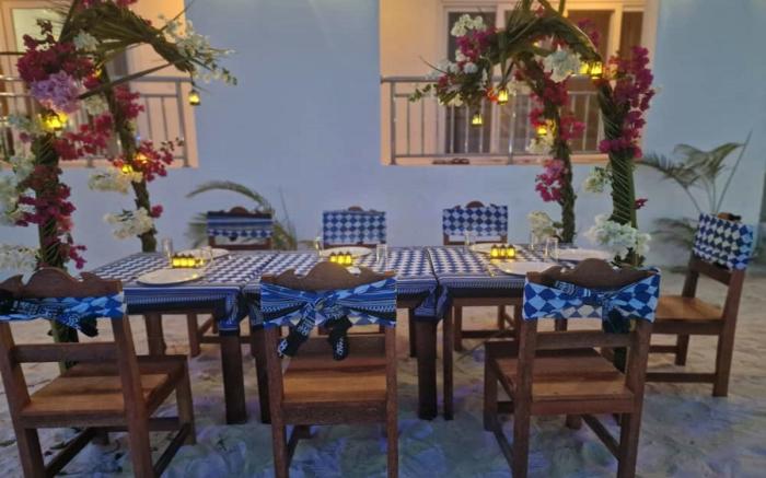 Chaza Beach Hotel