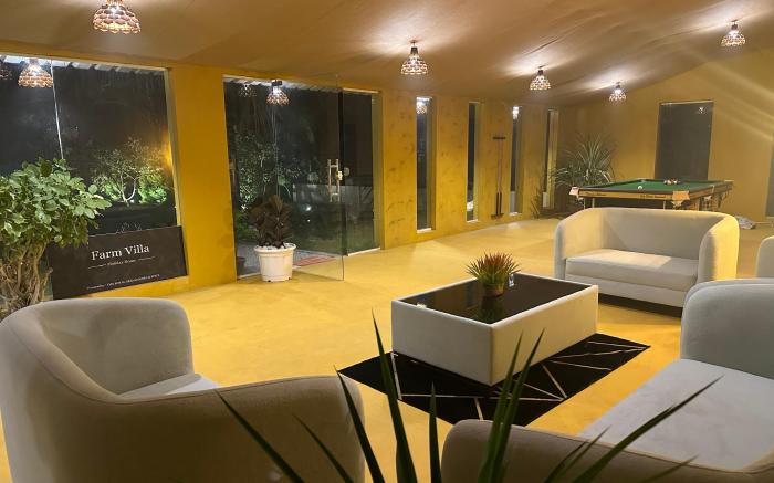 Yellow Sapphire Powered by Royal Suites and Hotel
