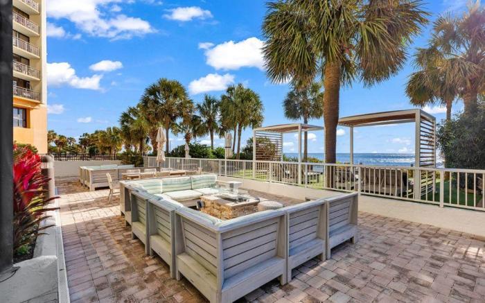 The Strand Studio| Oceanfront