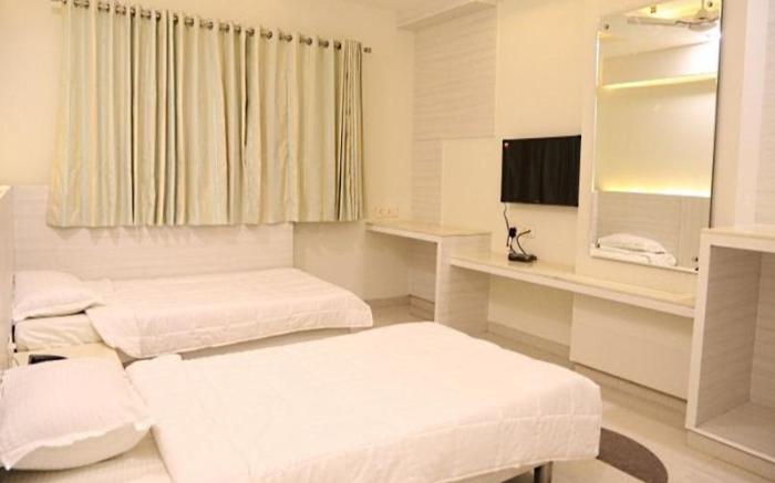 Hotel Somdeep Palace