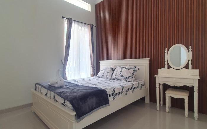 Villa Cemara2