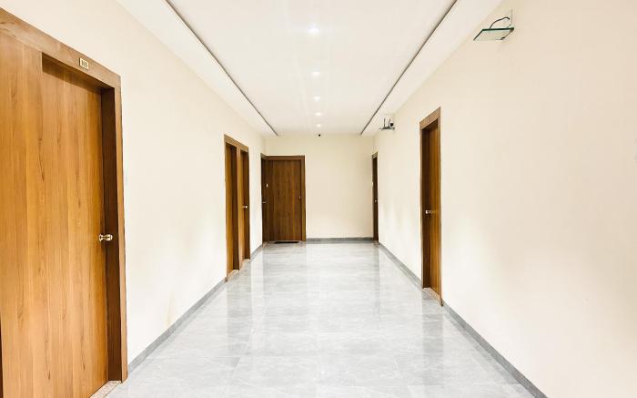 Hotel New Parimeet Residency