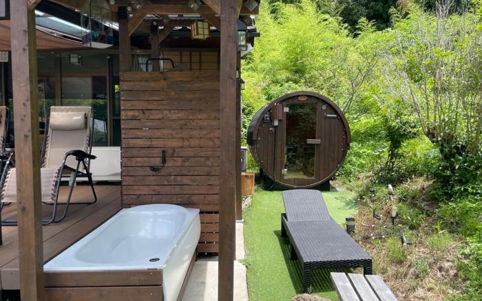 1棟貸切 持込みBBQや焚き火などが楽しめるサウナ宿泊施設 JR篠山口駅送迎可能