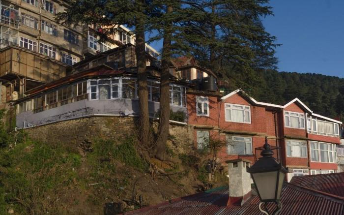 Panoramic Cottage on Mall Road, by Kalawati Homes