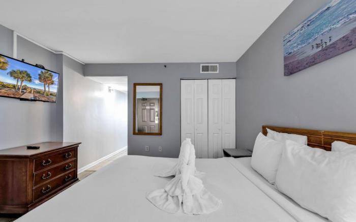 Condo at Meridian Plaza Ocean Front