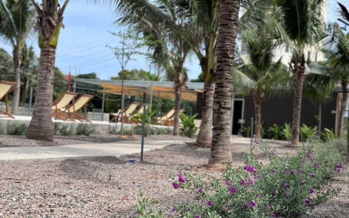 Wanderlust garden inn