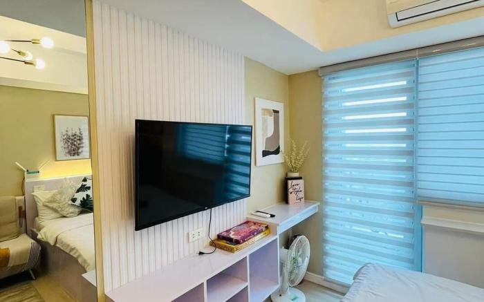 New Cozy Studio in Azure Pampanga with Pool View