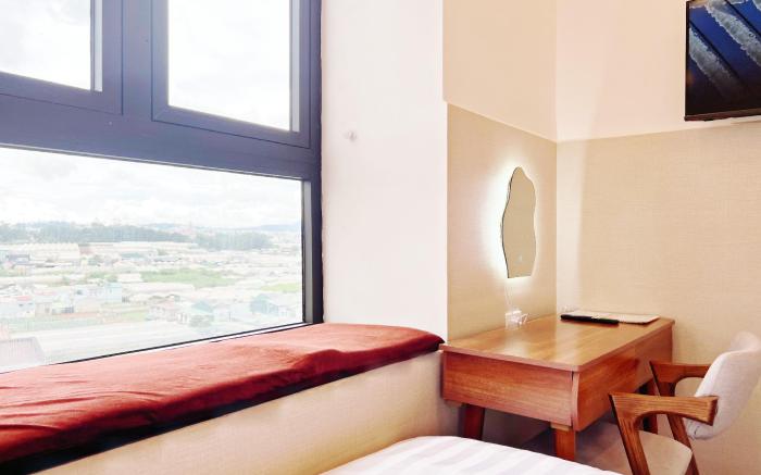 Happy Cloudy View Hotel and Apartment