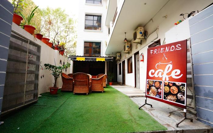 Hotel Saptrishi