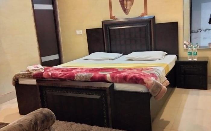 Hotel Karnal Inn