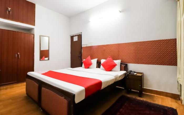 Goroomgo Woodstock Homestay