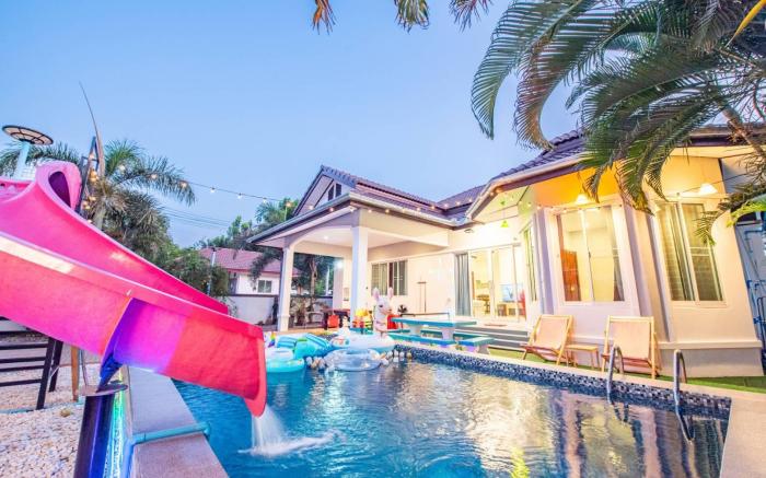 Cool Cool Bang Saray Pool Villa, only 5 minutes from the beach