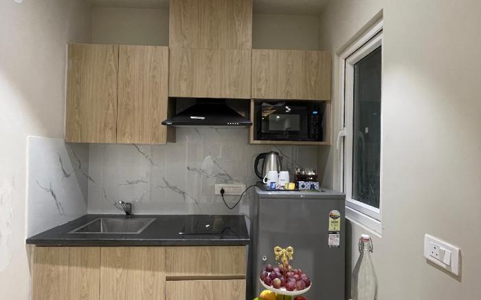 Stayo Rooms : Premium Suite room (Park view)