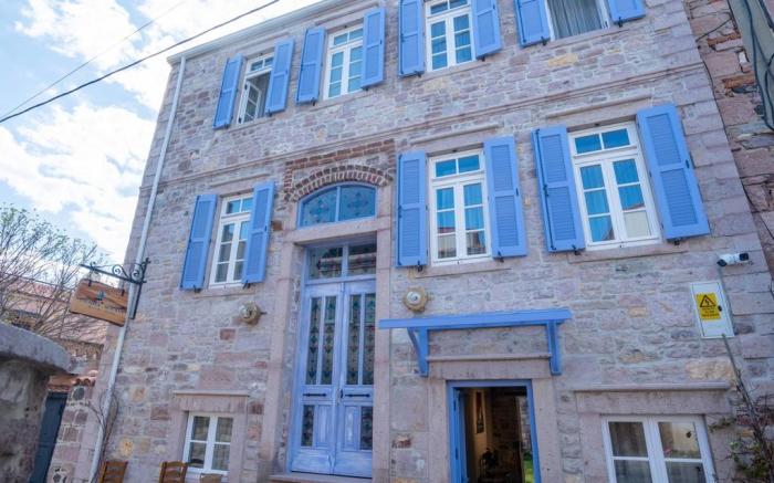 Cunda Alesta Otel