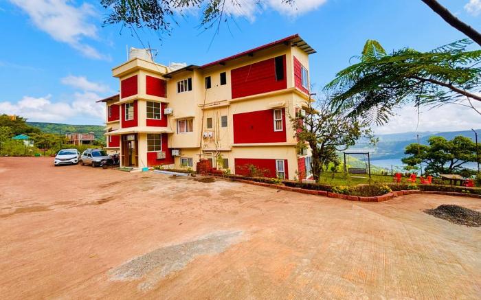 Paramount Villa