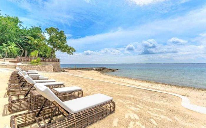 Mactan newtown Condo for rent!