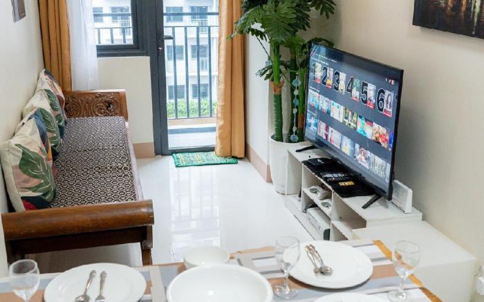 A2J Luxury 1BR Suite beside SM Mall of Asia