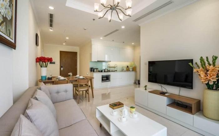 2 Bedroom Apartment at Vinhomes 