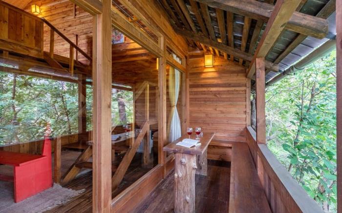 Alaya Stays  Cottage Tree House - Woodcrest Chalet
