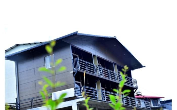 The Dhanaulti Chalet