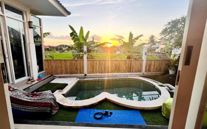 Rice Field Sunset View Villa Canggu