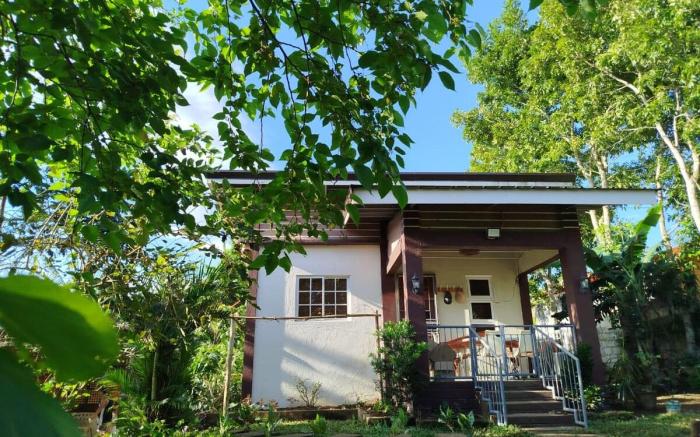 Charming Small House in Silang very near Tagaytay