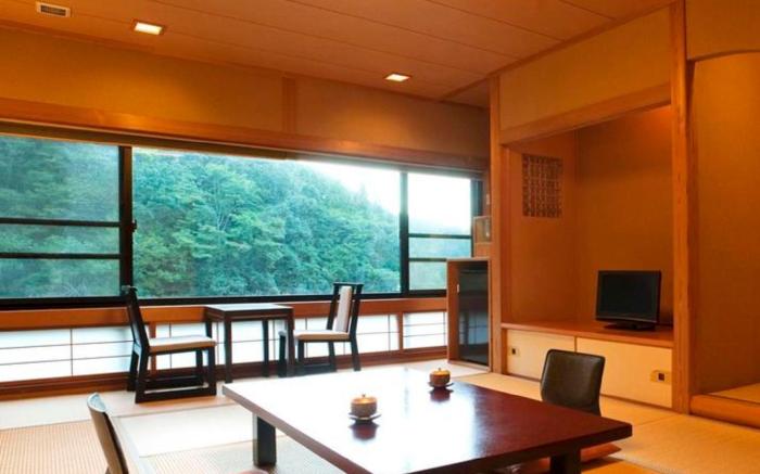 Iga AkameOnsen Taisenkaku