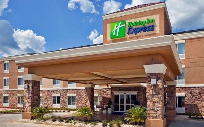 Holiday Inn Express & Suites Lantana By IHG