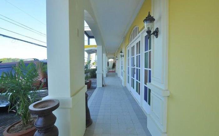 Metro Vigan Fiesta Garden Hotel