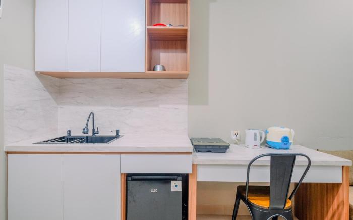 Modern Look 1BR @Royal Sentul Park Apt By Travelio