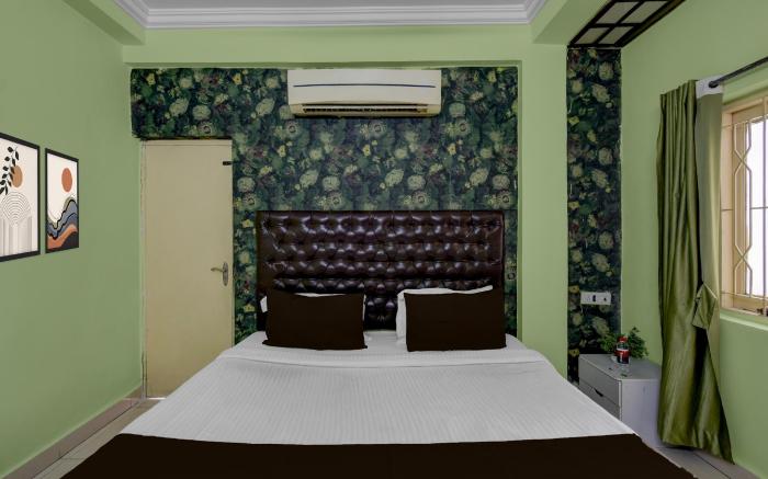 Collection O Irrum Manzil Metro Station Formerly Green Banjara Stay