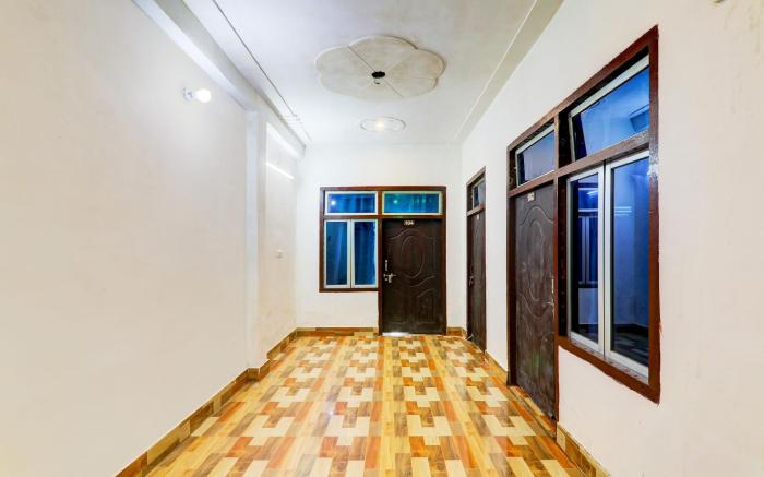 SPOT ON Hotel Abhay Inn