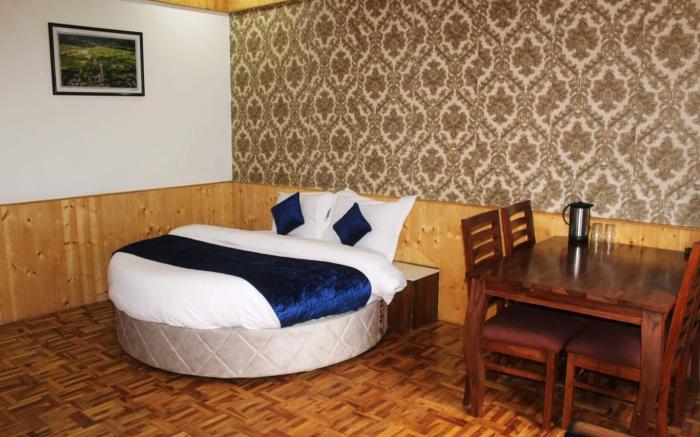 Hotel Cherry Manali