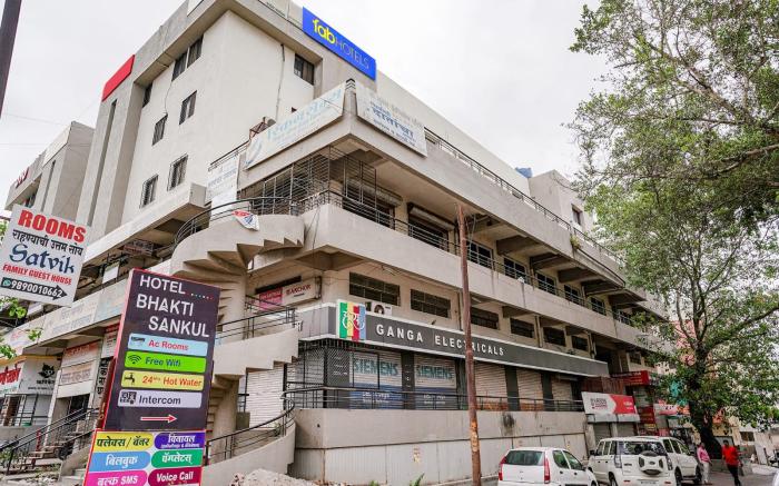 Hotel Bhakti Sankul